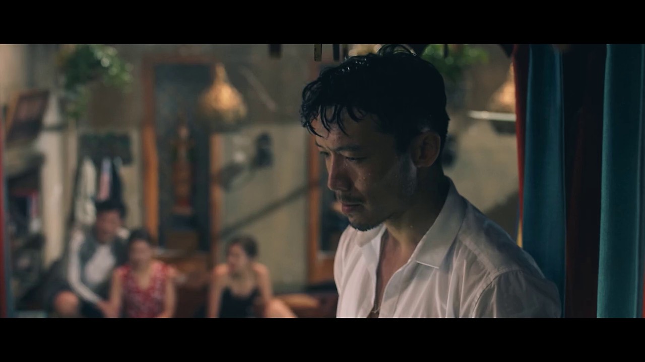 Escape of Shark (2021) WEB-DL Hindi 1080p AVC AAC 2.0 ESub CineVood.mkv.0003